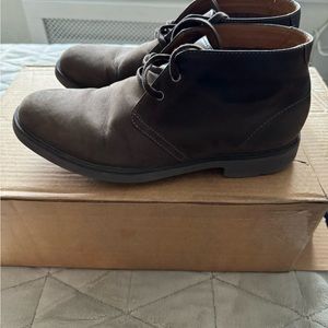 Clark’s chukka boots size 10, lightly used